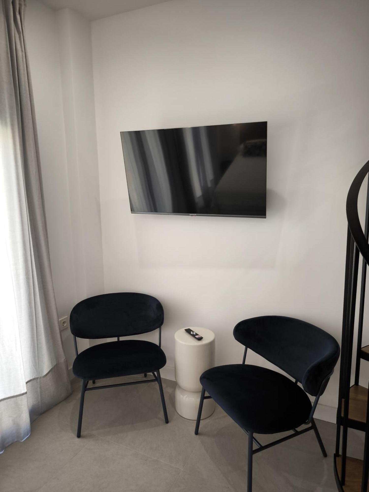 Aparthotel Capuchinos 31 Málaga Esterno foto